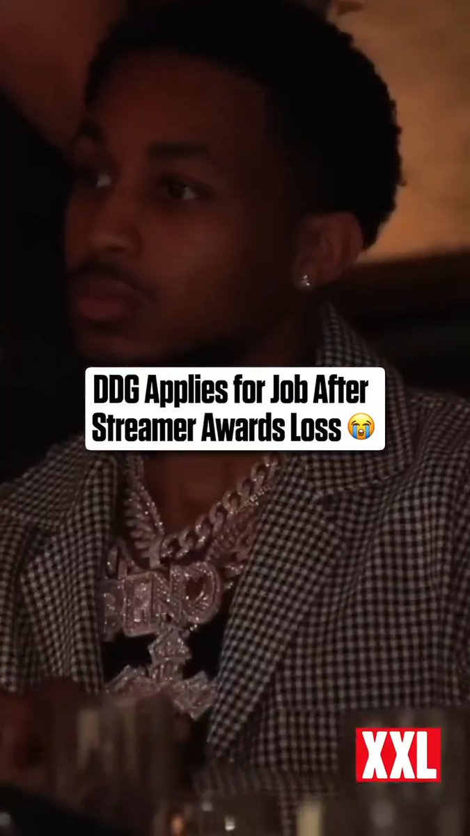 DDG searches for a new job after losing in two categories at the Streamer Awards 😭