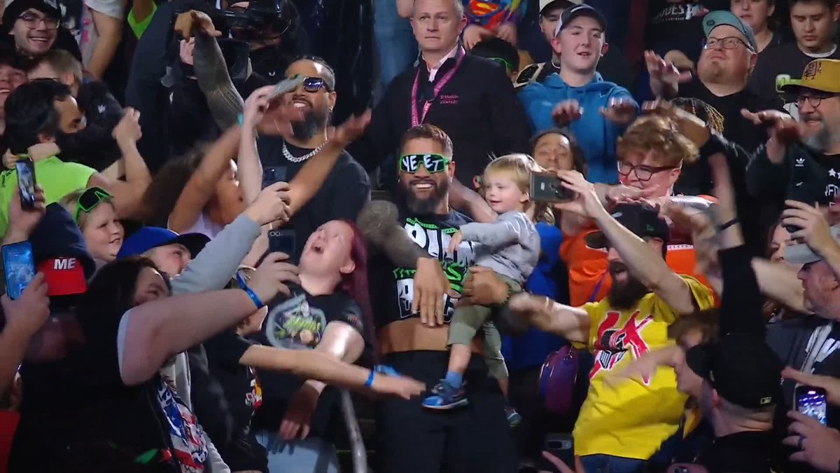 Jey Uso has EVERYONE YEETING TONIGHT 🙌