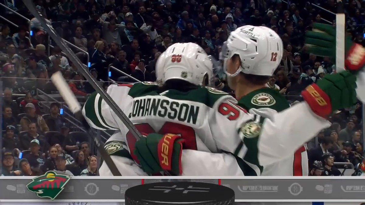 That's one way to deflect the puck 😮