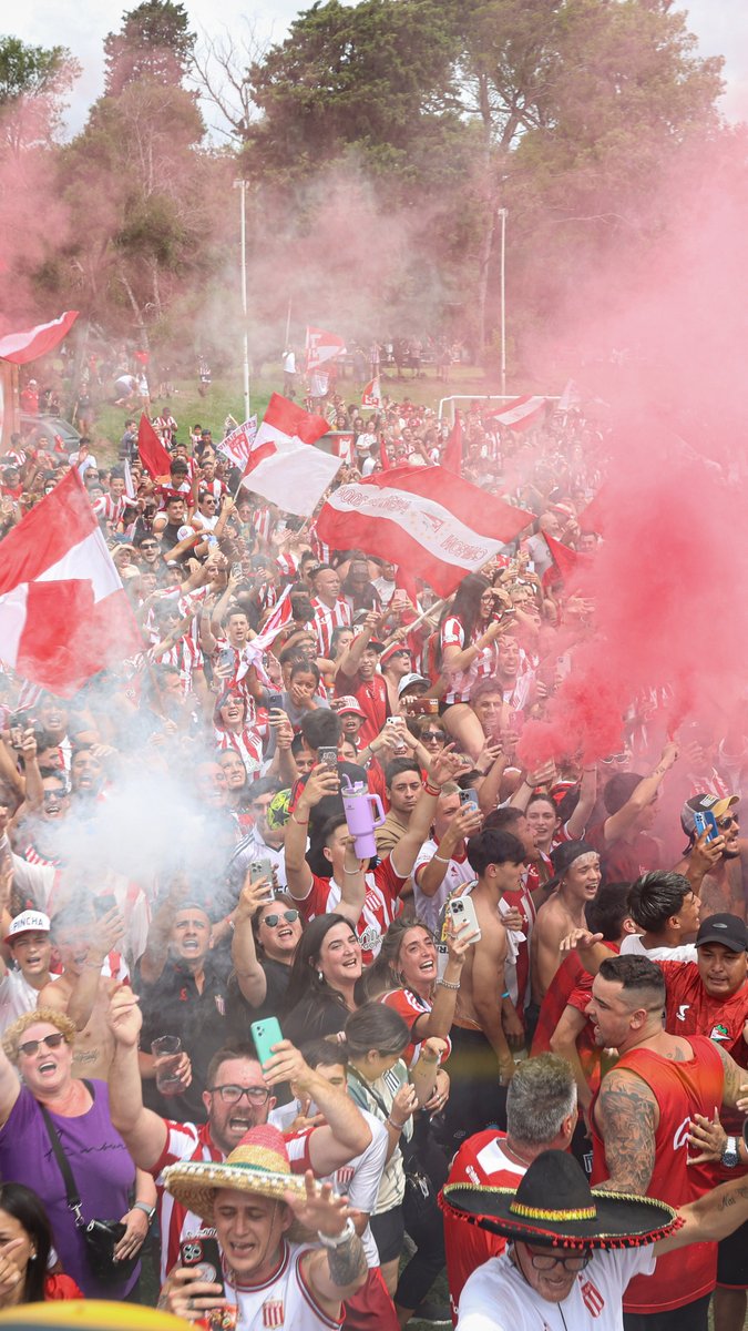 ¿Cómo no íbamos a ganar con tanto aguante? ¡Todos juntos a la final! ✊🇦🇹