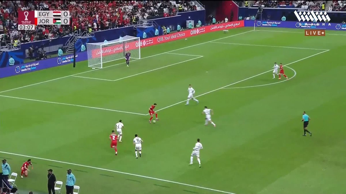 محمد بسام حارس منتخب مصر يتصدى لأول فرص النشامى 🇪🇬🧤 تابعوا المباراة وباقي المواجهات في #كأس_العرب_على_شاشا 🏆💫 شاهد الآن مجاناً وبدون تسجيل دخول 📺