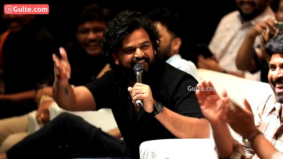 #SaileshKolanu recited NTR’s iconic dialogue from Daana Veera Soora Karna. He received a standing ovation from the guests at the event. #AnnagaruVostaru
