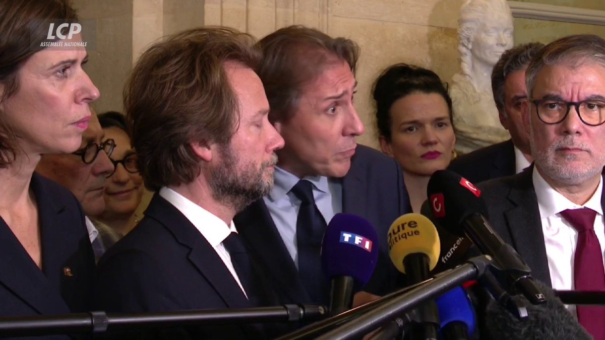 "Ce soir, tous ceux qui ont participé à ce résultat ont fait tout simplement leur job de parlementaire, c'est-à-dire représenter les Français qui leur ont demandé de trouver des solutions", estime Jérôme Guedj. #DirectAN #PLFSS2026