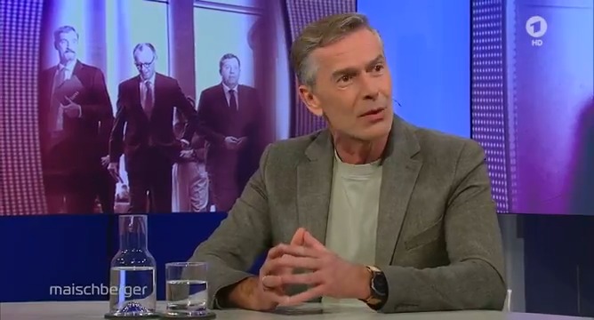 Die Lage bei der #Rente sei dramatisch, „deswegen braucht es auch dramatische Veränderungen“, so Dirk #Steffens. Der Vorschlag, den Rentenbeginn an die Beitragsjahre zu koppeln, sei vernünftig und habe „eine soziale Komponente und eine Alterskomponente“. #maischberger