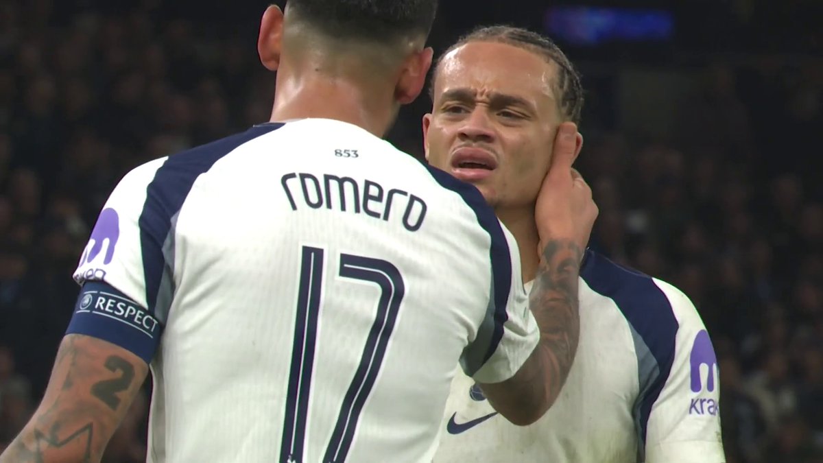 Xavi Simons reveals his discussion with captain Cristian Romero prior to taking the penalty to put Tottenham 3-0 up 💬 TNT Sports &amp; discovery+ UK | Emma Dodds