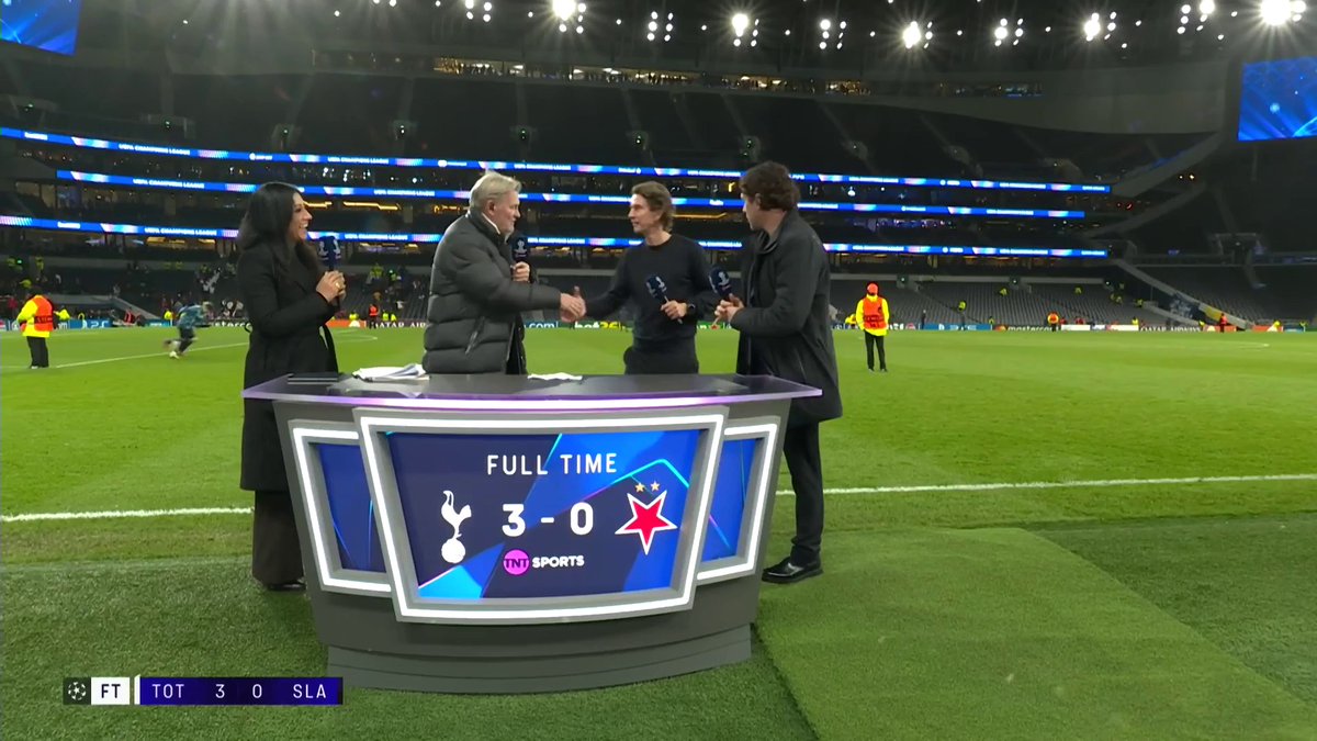 "Sorry for interrupting!" Tottenham boss Thomas Frank interrupts the TNT Sports team in the post-match coverage 😅 TNT Sports & discovery+ UK | Reshmin Chowdhury
