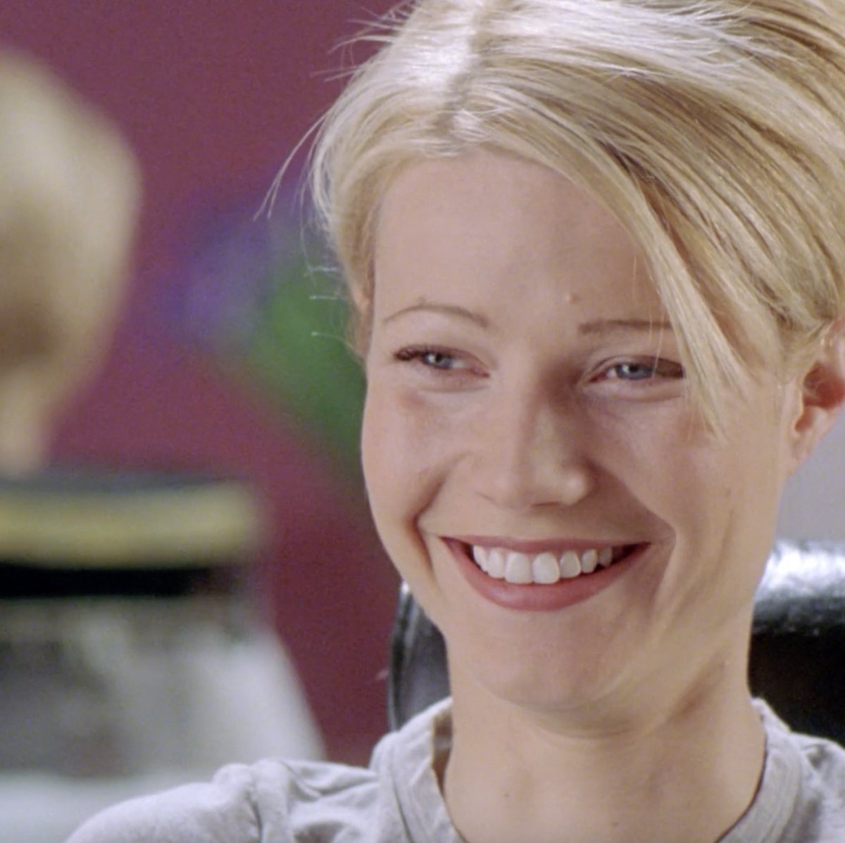 Evening viewing recommendation? On Criterion Channel watch SLIDING DOORS (1998)—a wonderfully fresh, existential twist on the romantic comedy starring Gwyneth Paltrow. ❤️