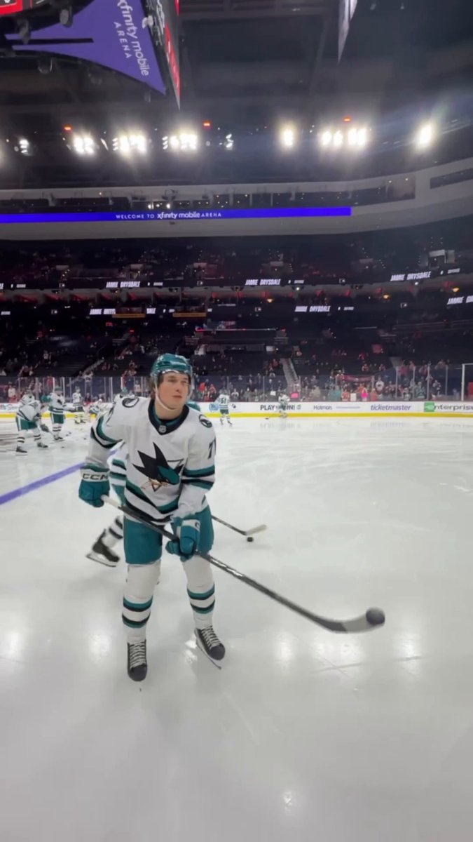 Macklin Celebrini made this young fan's day during warmups 🥹