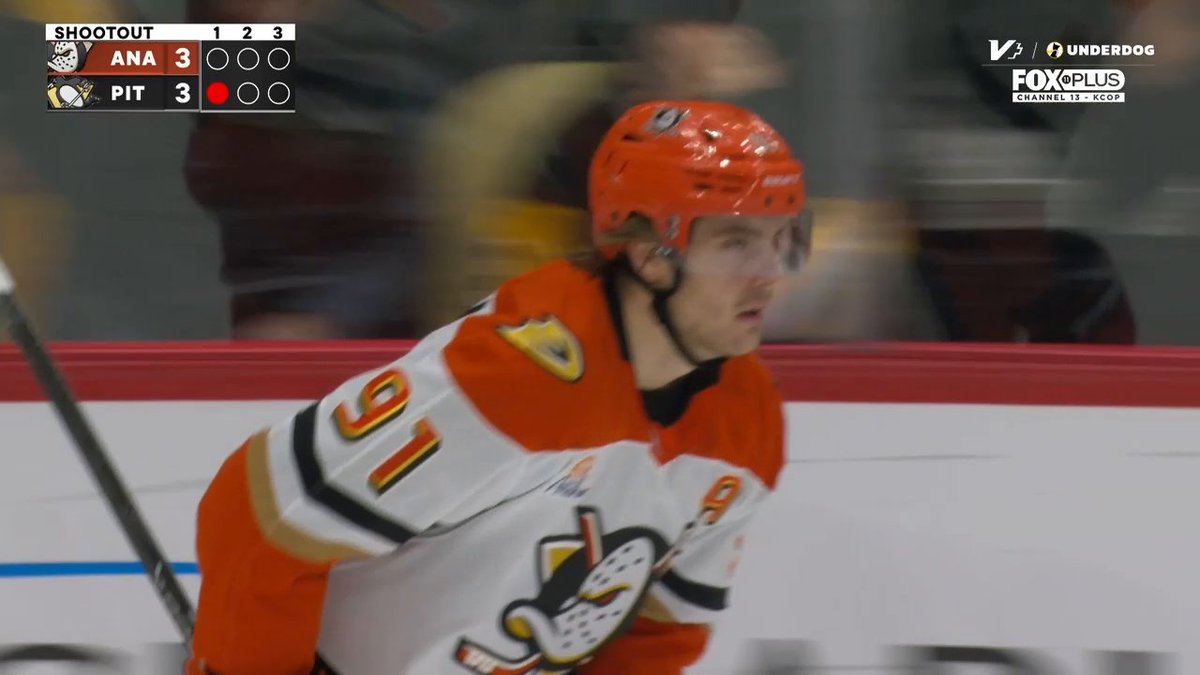 The shootout winner comes from Leo Carlsson! 👏 What a comeback for the Anaheim Ducks!