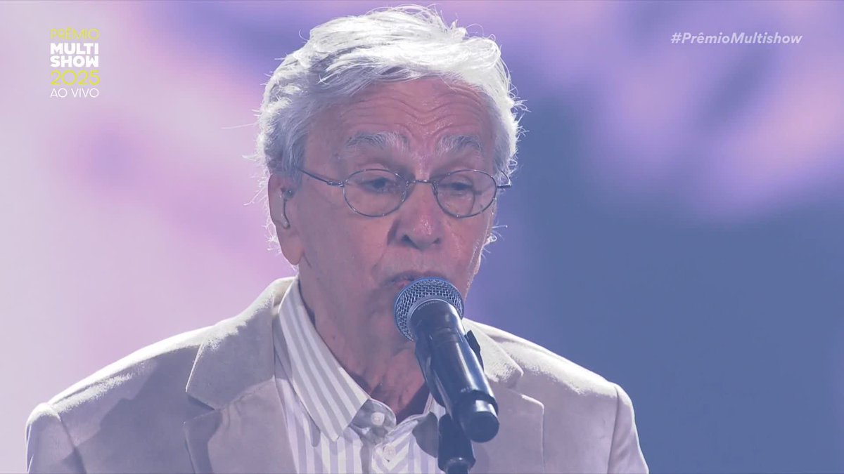 Caetano Veloso cantando ‘Drão’ para Gil, enquanto ele se perde em contemplação, é pura magia 🥹♥️ #PrêmioMultishow