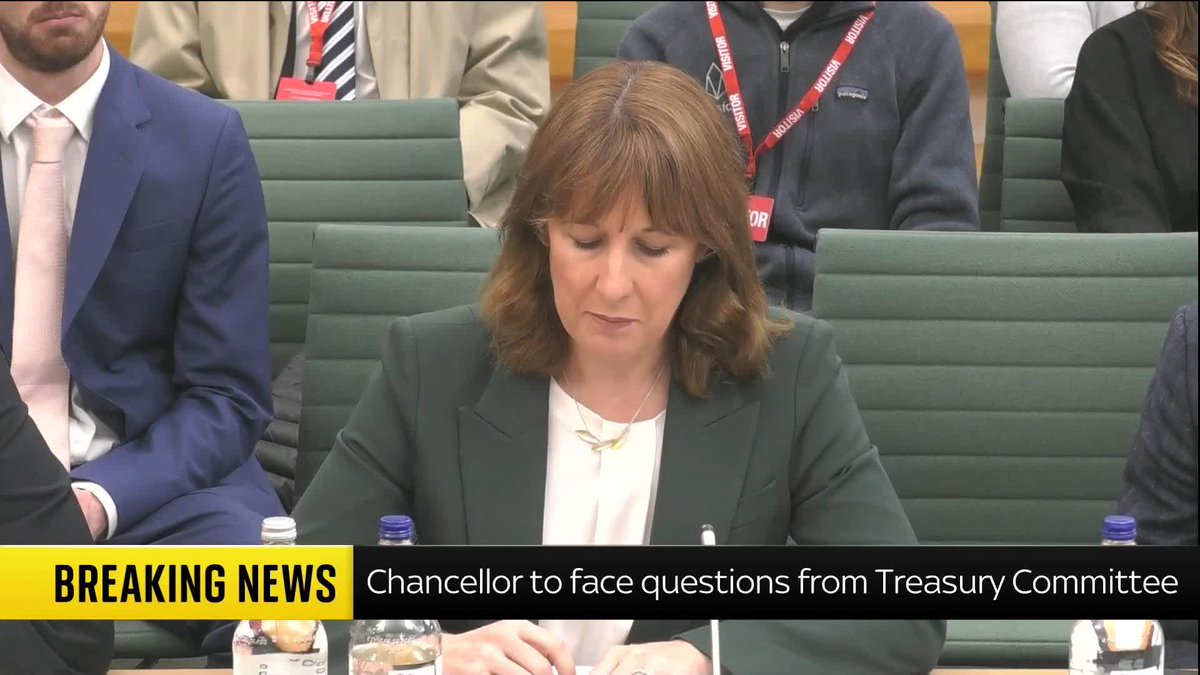 "We cannot allow this to happen again." Chancellor Rachel Reeves announces an inquiry is underway into the budget leaks and a review of the Treasury security processes. 📺 Sky 501, Virgin 602, Freeview 233 and YouTube
