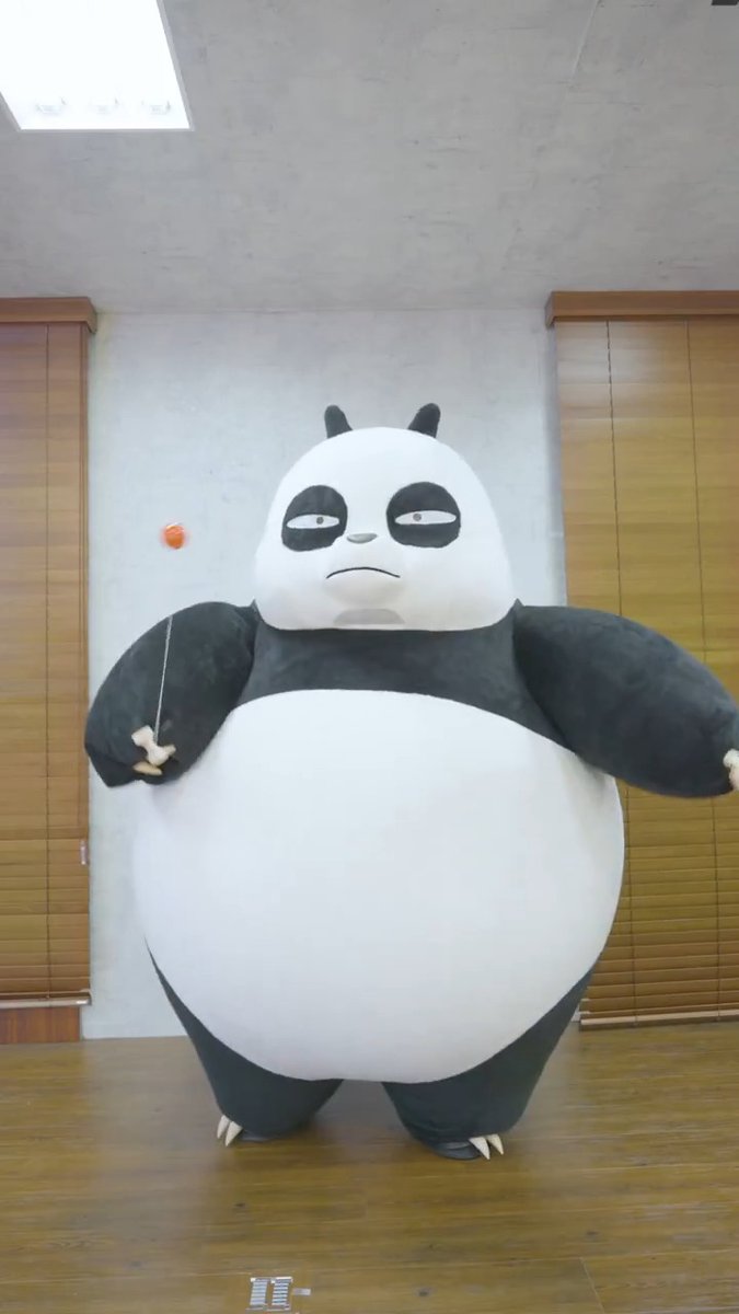 🐼玄馬チャレンジ🐼 皆さんから届いたお題に、 玄馬(パンダ)が挑戦!✨ 今回は…【けん玉】にチャレンジ! お題投稿は #玄馬チャレンジ で☑️ ▼詳しくは▼ 📺TVアニメ「らんま1/2」第2期 10月より放送&配信中! #らんまアニメ #ranma