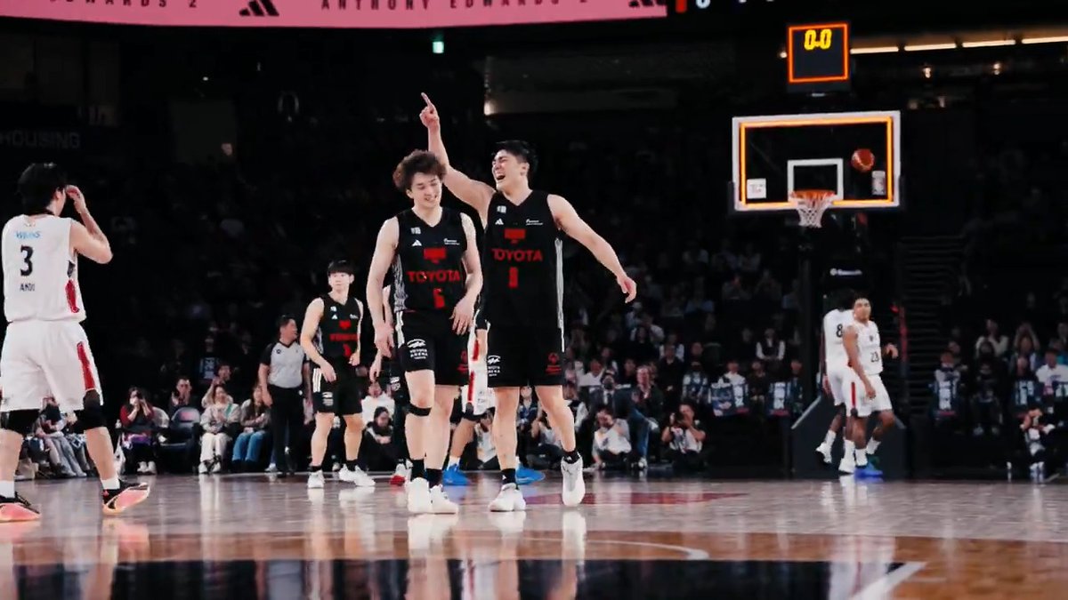4連敗脱出🔥 横浜BCをHOMEで破り、笑顔が溢れるファンと選手たち☺️ #アルバルク東京 #GRITUP #Bリーグ