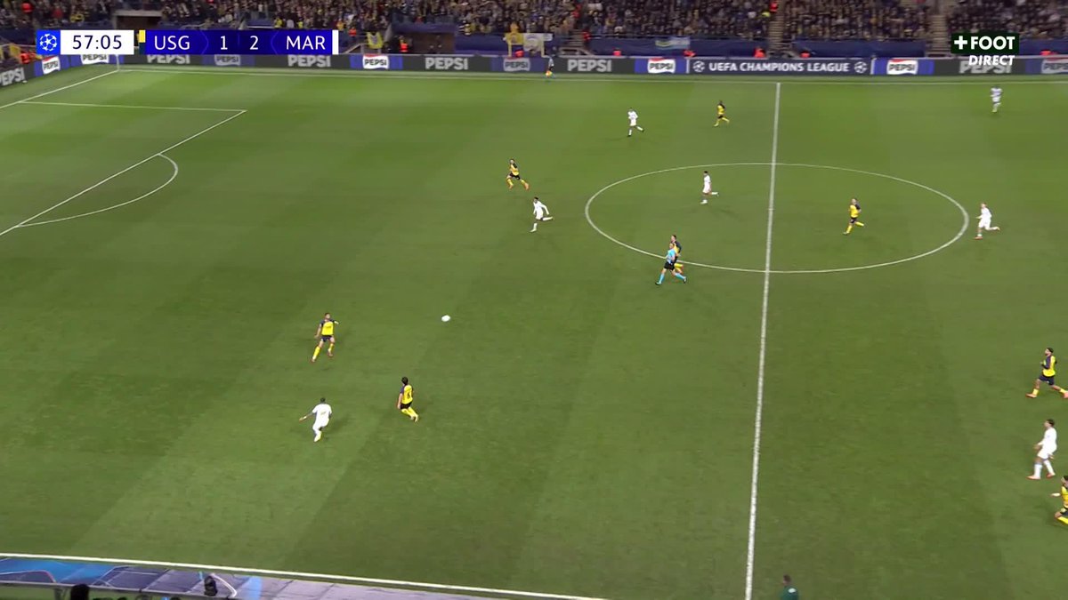 J'avais pas vue sur le direct, Paixao qui célèbre déjà après le dribble, il savait 😂😂😂 #TeamOM
