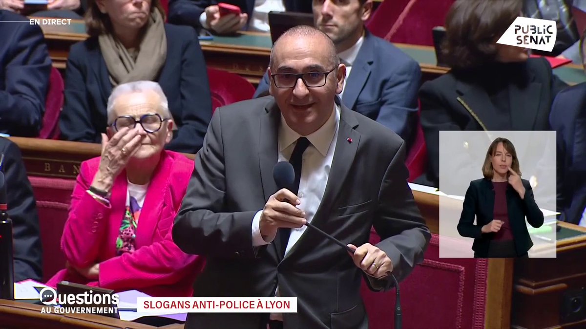 Slogans anti-police : "Ceux qui tiennent ces propos, en réalité, (...) sont des partisans du désordre", dénonce Laurent Nuñez. "Chaque fois que des propos comme ceux-ci sont tenus (...), nous documentons et nous préparons des dossiers de dissolution."