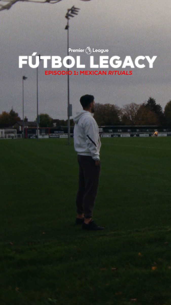 Raúl Jiménez 🤝 Mexican fans worldwide As a Mexican in the U.S., rituals hold it all together and idols mean everything. 🇲🇽 In Fútbol Legacy, we explore how those rituals keep the Mexican spirit afloat - told through Pollo Hernández and his family, Fulham Football Club fans in Atlanta.
