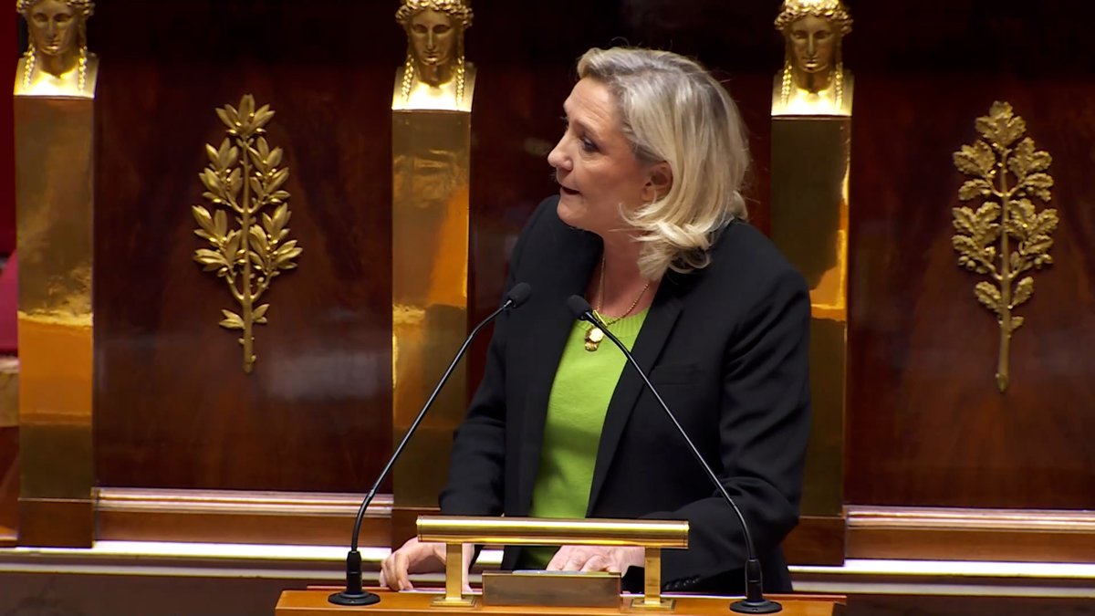 Ce que nous devons de porter à la connaissance des Français, Monsieur le Premier ministre, c’est l’état réel du budget du ministère des Armées. Je veux parler bien sûr, des insuffisances désormais établies de la loi de programmation militaire 2024-2030, votée à l’été 2023.