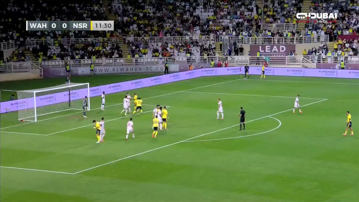 ⚽️ هــــدف النجم البرتغالي كريستيانو رونالدو يفتتح التسجيل للنصر #الوحدة: 0⃣ #النصر: 1⃣ #دبي_الرياضية