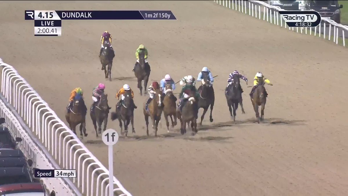 🚨 50/1 winner alert 🚨 😮 A big shock at Dundalk Stadium as George Kingston-trained Kartayaz finishes in front! A first success for jockey Zoe McMullan 👏
