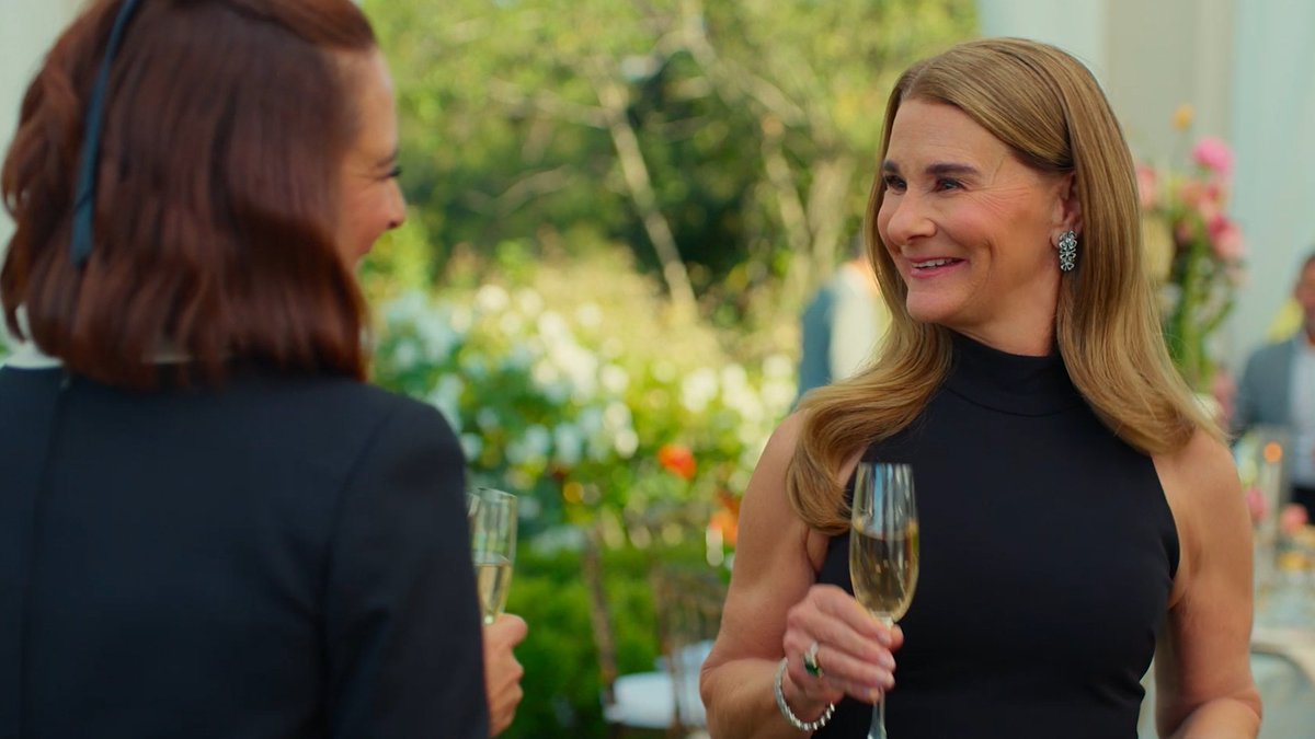 Molly & Melinda, two new besties. #Loot — Now Streaming