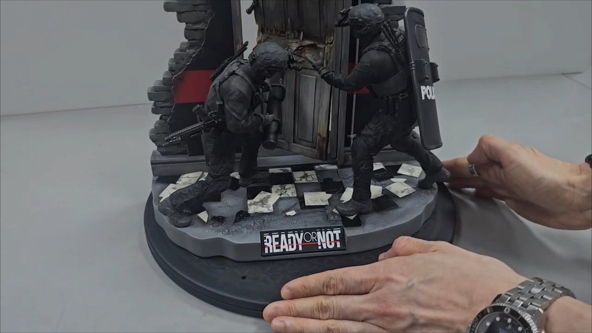 If you missed our community showcase on Monday, then you may have missed that we unveiled a special Weight of the Badge Collection to celebrate our second anniversary. Check out the collection: US site: EU site: We did see that a pair of GNVGs in our original promo YouTube video for the resin statue were misapplied; this was an isolated incident and not present on other statues.