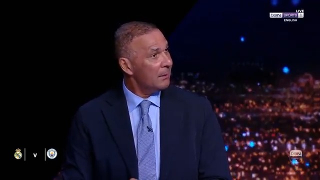 "I've been in the same situation as him [Salah]... I didn't say anything. Why? Because my team still has play! You should keep it to yourself." "He's earned the right to tell us how he feels!" Richard Keys and Ruud Gullit on the Mohamed Salah situation. #beINUCL #LFC #UCL
