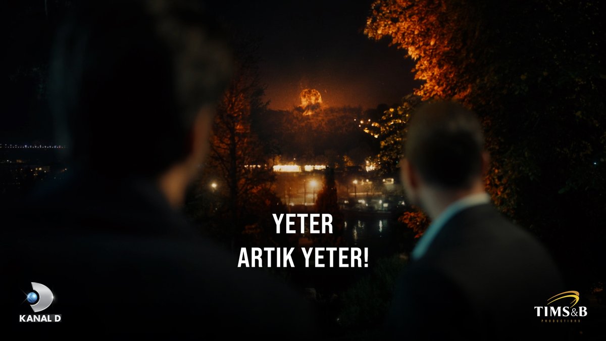 Hava biraz soğuk gibiydi, ısıtalım dedik! 🔥🔥 #EşrefRüya yeni bölümüyle #KanalD’de. @kanald TIMS&B Productions