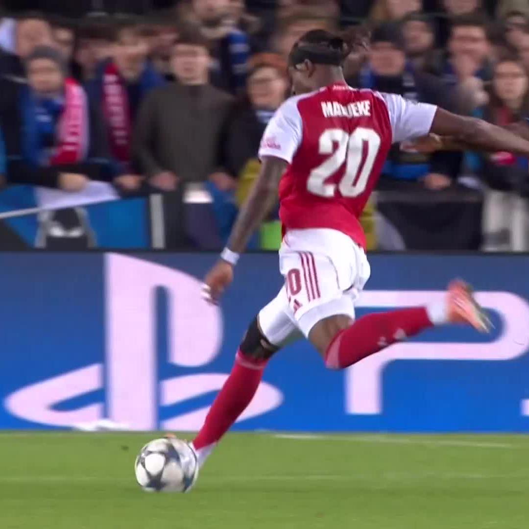 Noni Madueke goes all the way on his own 😮‍💨💥 📺 Stream #UCL on DStv: