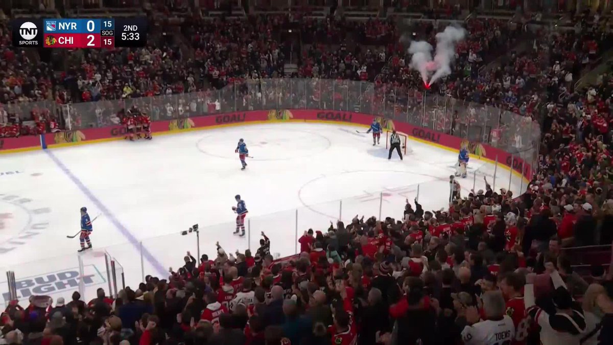 BURAKOVSKY SPEEDS IN AND FINDS BEDARD FOR HIS 19TH GOAL OF THE YEAR 🔥🚨