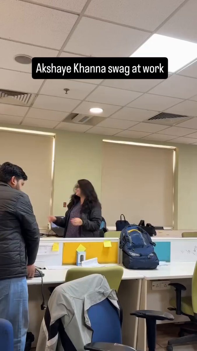 #Dhurandhar dance is now the new office anthem ... i hope it spreads in every office ... How do you rate her effort here?