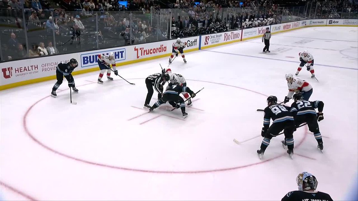 THE PANTHERS TAKE THE LEAD LATE!! 😱