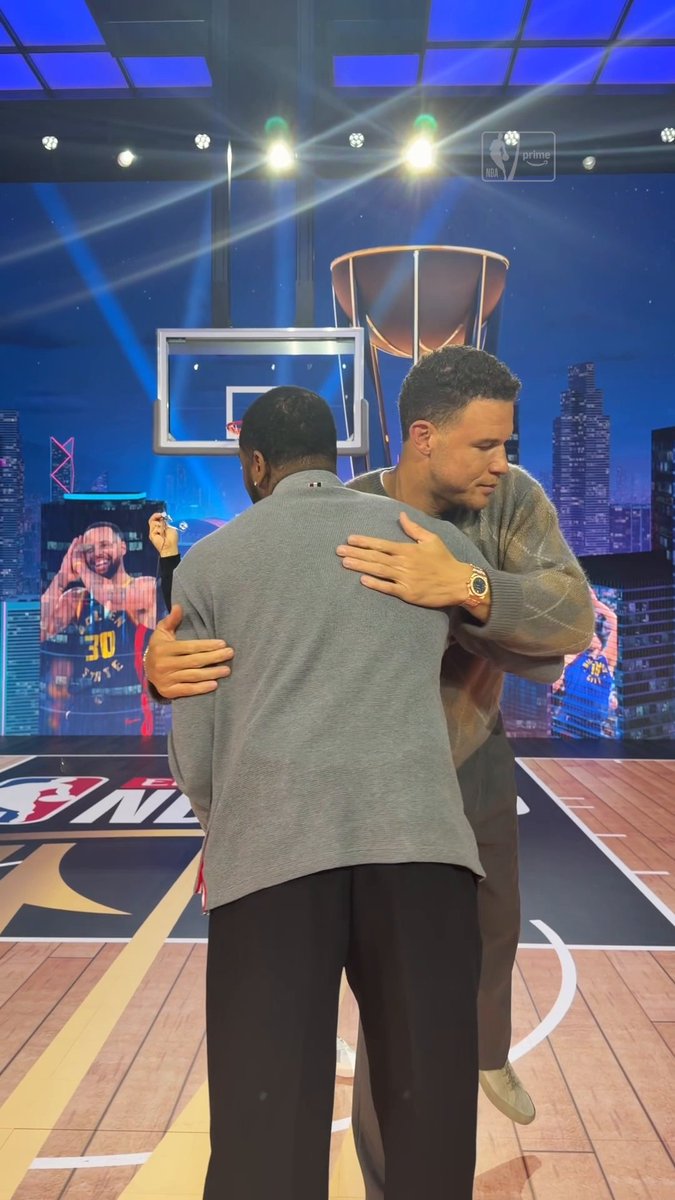 The crew shows love to John Wall after a back-to-back studio debut 🥹