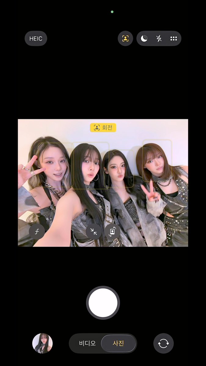 [#2025MAMA] aespa l Shot on iPhone 17 Pro aespa group selfie, shot on iPhone Center Stage aespa l iPhone 17 Pro로 찍다 iPhone의 센터 스테이지로 찍은 에스파의 그룹 셀피 HEAR MY ROAR, UH-HEUNG 2025 MAMA AWARDS Commissioned by Apple #MAMAAWARDS #2025MAMAAWARDS #aespa #iPhone17Pro #CenterStage