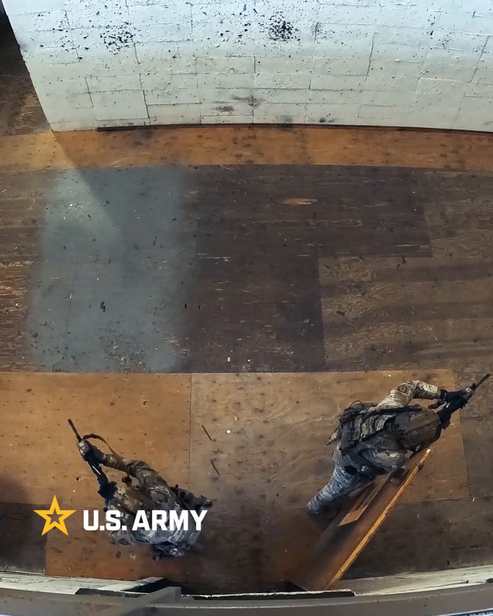 Train. Fight. Win. U.S. Soldiers assigned to 5th Security Forces Assistance Brigade train at a shoot house on Joint Base Lewis-McChord, Washington. 🎥 Spc. Elijah Magaña, 5th Security Force Assistance Brigade