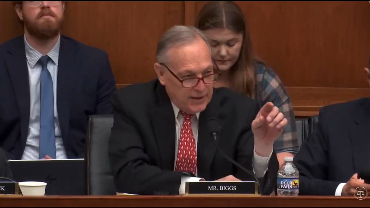 Intelligence officials have used FISA to spy on thousands of Americans without a warrant. Follow the Fourth Amendment. Get a warrant. Watch Rep Andy Biggs ⬇️