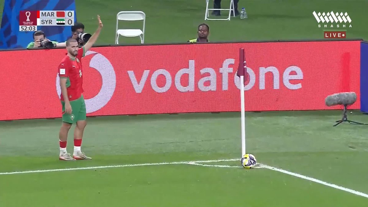 الكرة ترفض الدخول للشباك 😳 الدفاعات السورية تمنع المغرب من الهدف الأول في مواجهتهما بـ #كأس_العرب_على_شاشا 🏆✨ يمكنكم مشاهدة المباريات مجاناً وبدون تسجيل دخول 📺
