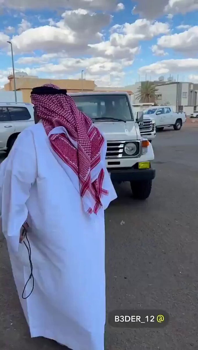 ما شاهدته خلال ساعة في منصة إكس من كثرة محبة الناس لـ #ابو_حصه وصديقه #ابومرداع وخوفهم عليهم يدل على طيبتهم وأخلاقهم، حفظهم الله ورعاهم. #ابوحصه من أحبه الله حبب الناس فيه …..