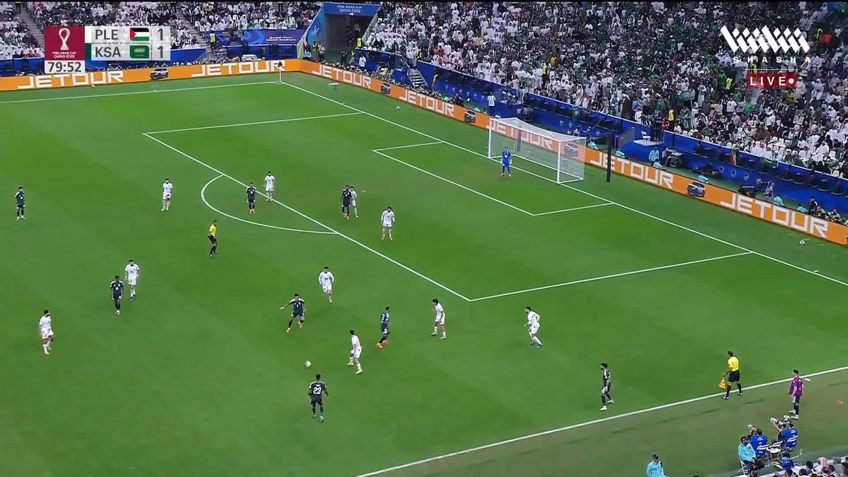 كانت قريبة للصقور الخضراء 🧐 المنتخب السعودي يضيع فرصة التقدم من جديد أمام نظيره الفلسطيني في #كأس_العرب_على_شاشا 🏆✨ يمكنكم مشاهدة المباريات مجاناً وبدون تسجيل دخول 📺
