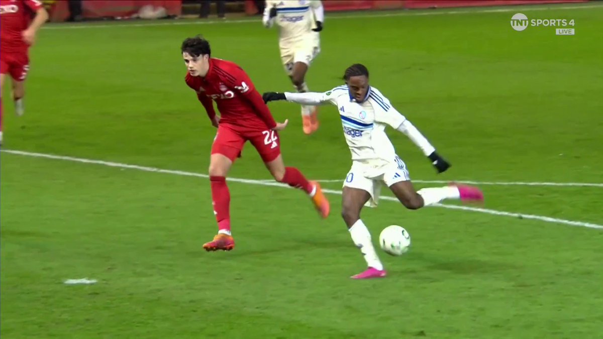 Super pass 🤝 super finish Martial Godo latches onto Sam Amo-Ameyaw's pass and puts Strasbourg ahead 💥 📺 TNT Sports &amp; discovery+ UK