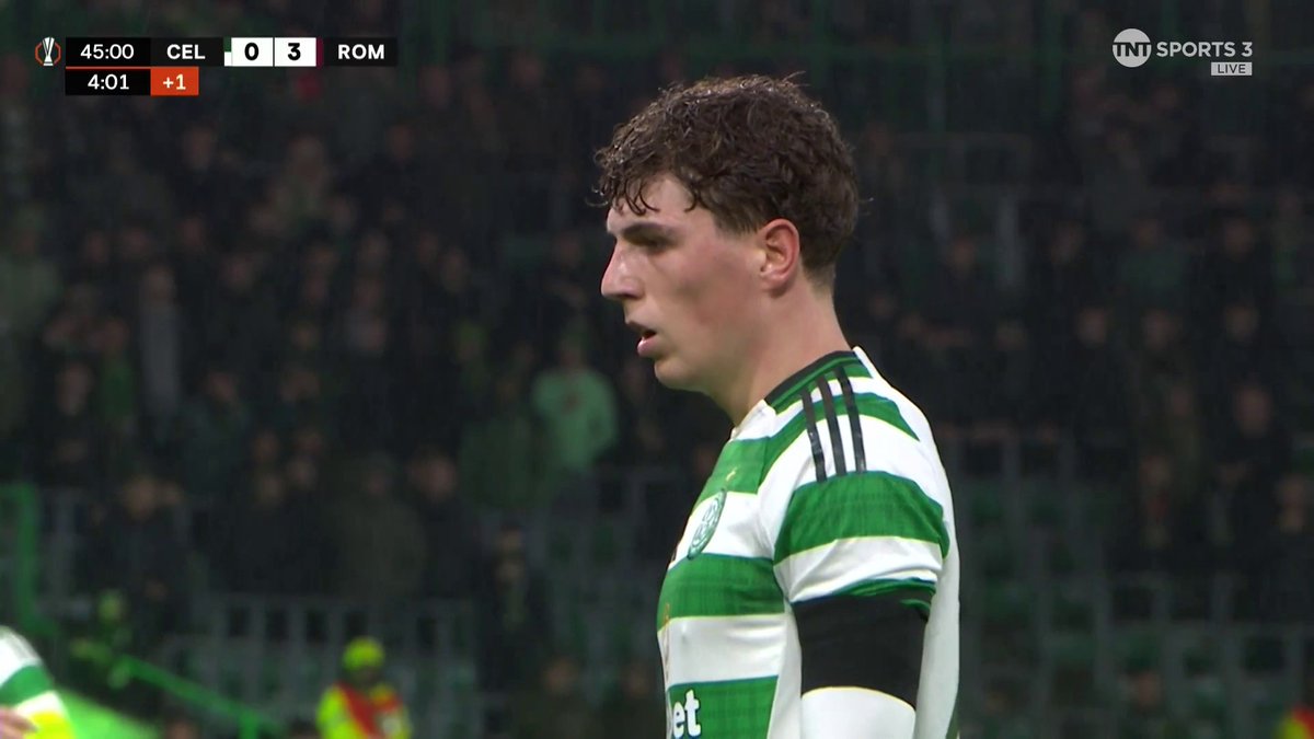 Engels misses a penalty that could have handed Celtic a lifeline going into the second half 😳 How big a moment could that be?! 📺 TNT Sports & discovery+ UK