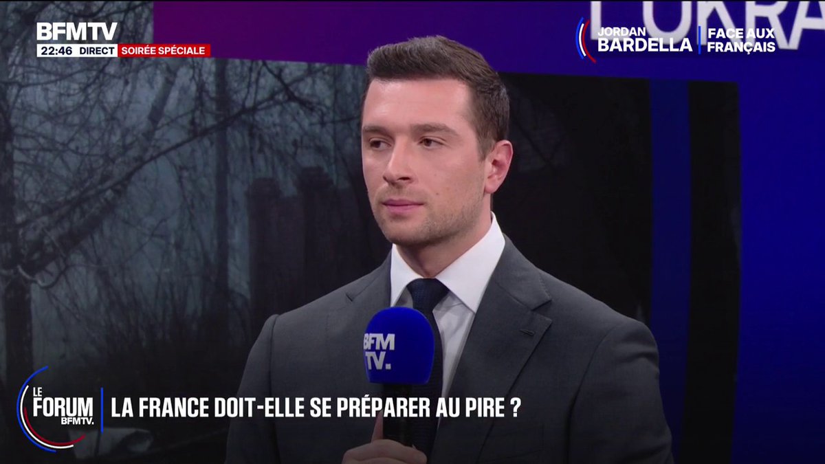 FORUM BFMTV - "Vous avez une attitude extrêmement surprenante vis-à-vis de l'Ukraine pour les défendre", dit Charles, retraité "La Russie apparait aujourd'hui comme une menace hybride pour beaucoup d'intérêts français et européens", affirme Jordan Bardella #FORUMBFM