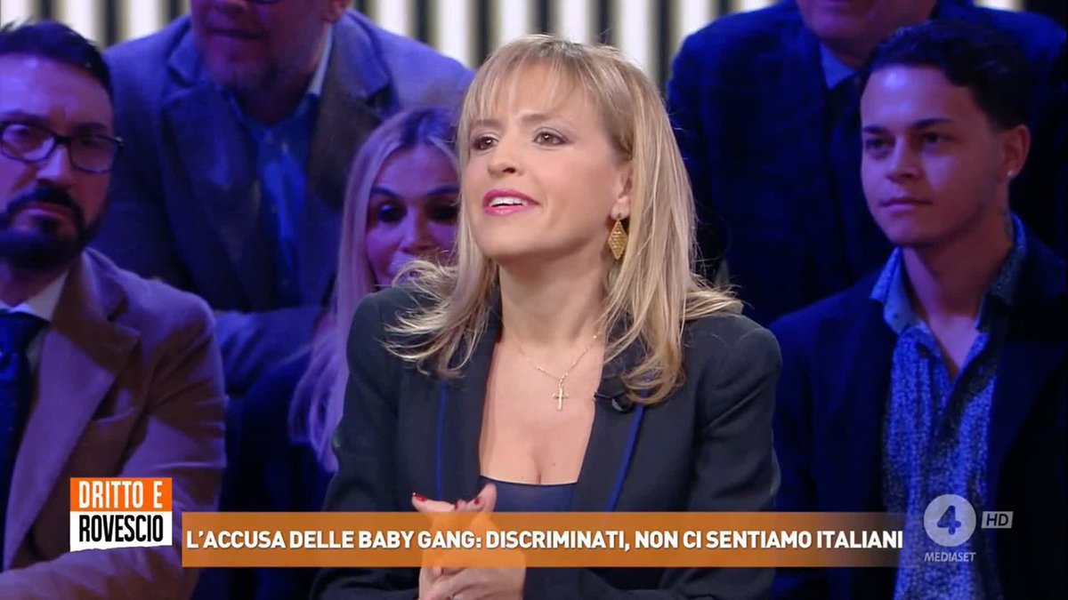 "L'Italia non vi deve nulla! Voi dovete rispettare il Paese che vi ha accolti, che vi ha dato la possibilità di andare a scuola, di andare in ospedale ed essere curati, e che vi dà la possibilità di costruirvi un futuro qui!" Silvia Sardone (Lega) a Momo e Alex #drittoerovescio