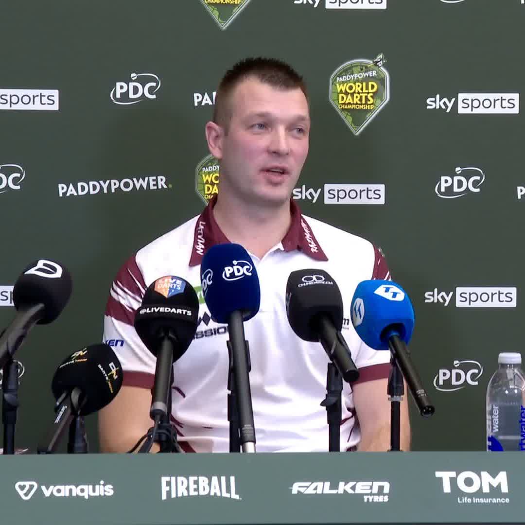 🗣️ "That was very tough. I didn't expect something like that." Madars Razma reflects on his hard-fought opening round victory, after rounding off Day One with a win! 🤝