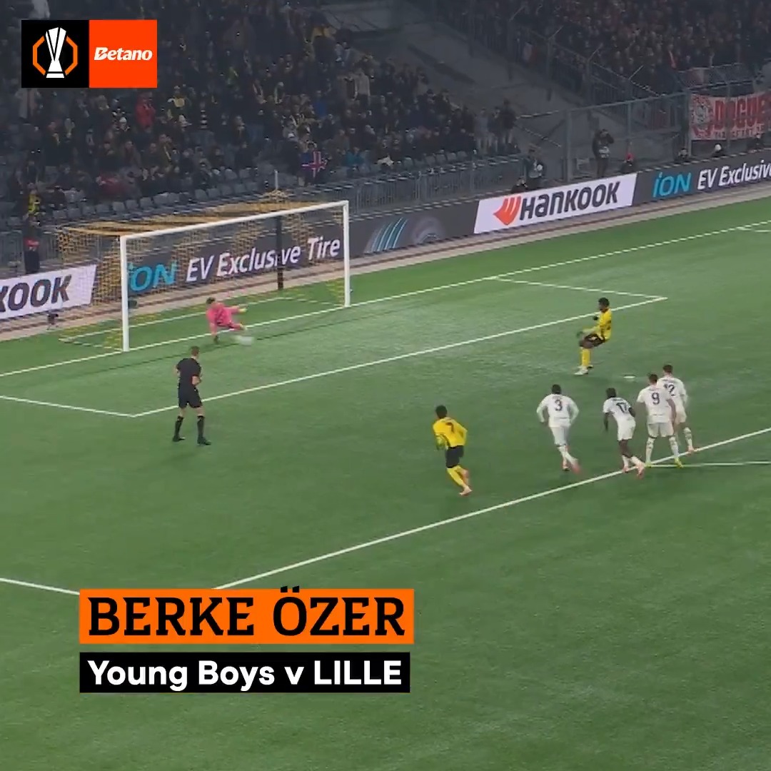 Goalkeepers on top form tonight 🫡 Enjoy the best saves from Matchday 6 📽️ #UELsaves | Betano Portugal 🔞