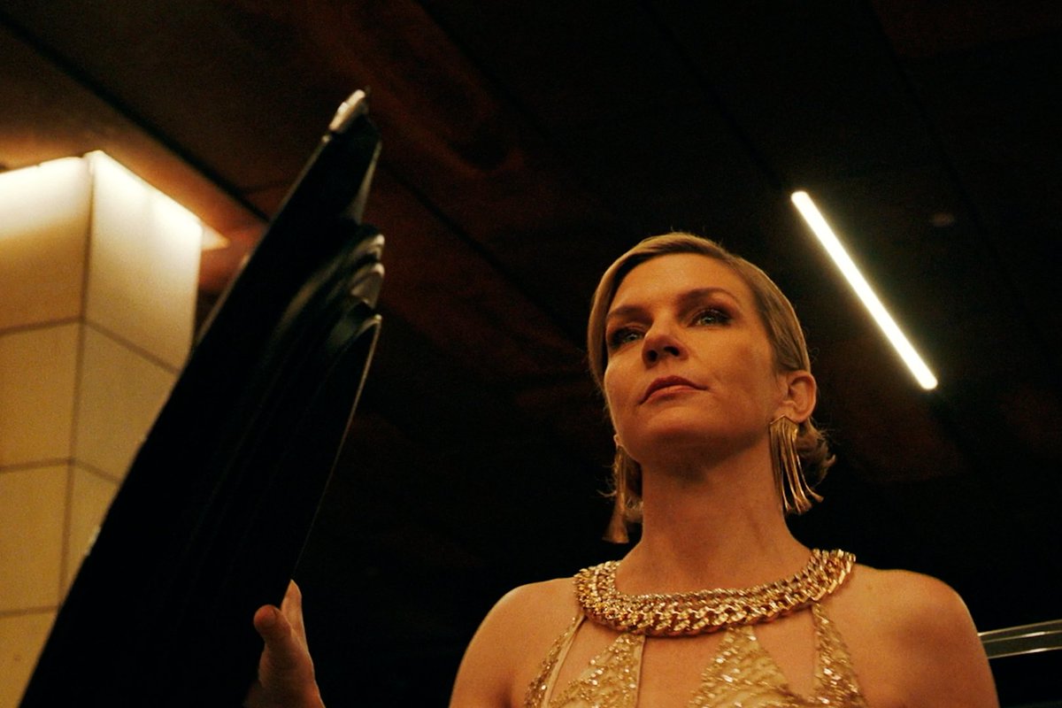 A new episode of #Pluribus is now streaming.