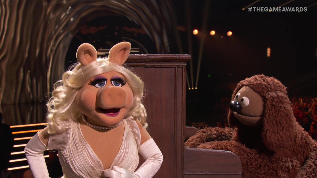 Give it up in the chat for Miss Piggy and Rowlf the Dog! 👏👏The Muppets never let us down! #TheGameAwards