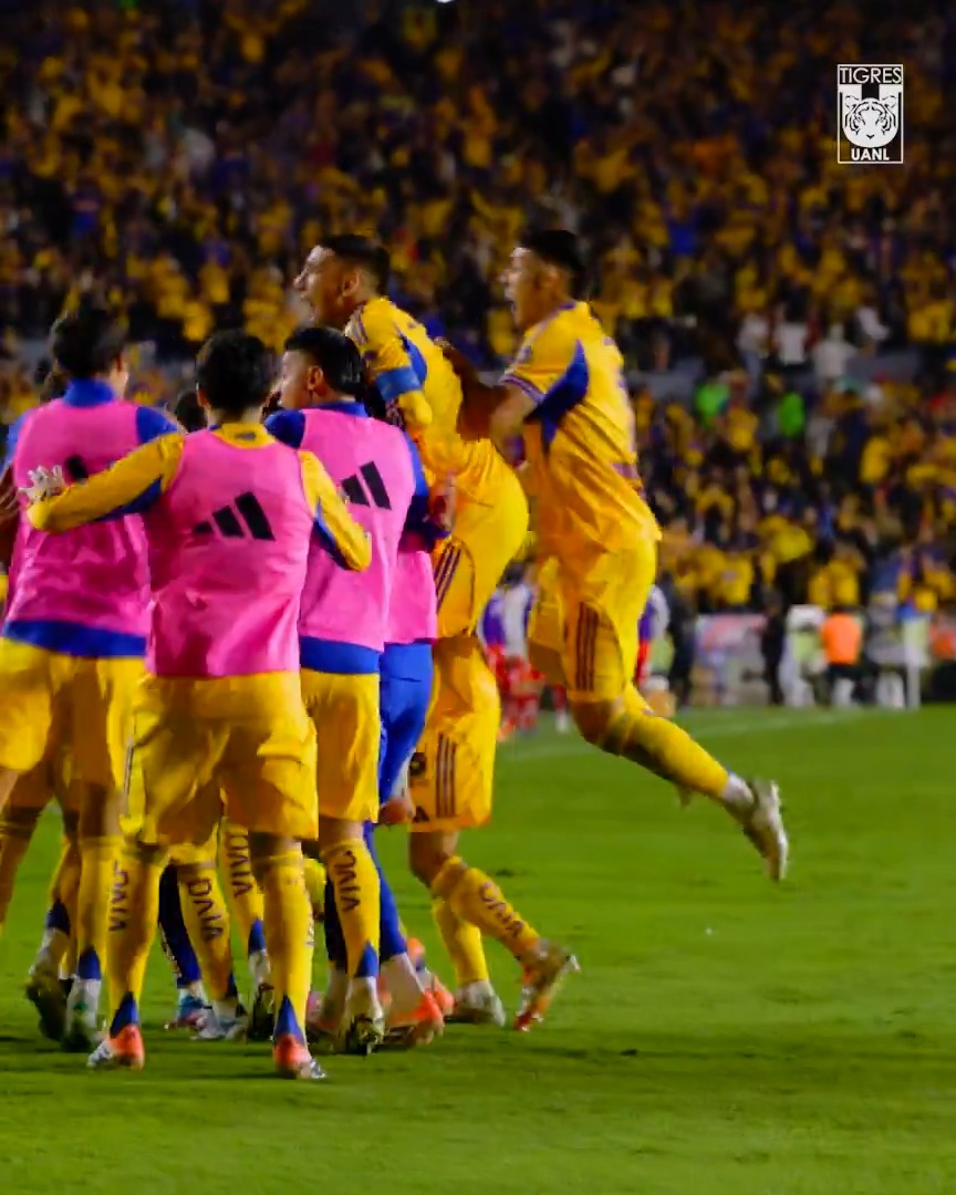 ¡Así rugió la cancha del Volcán con el primero de Angelito Correa! Cerveza Tecate
