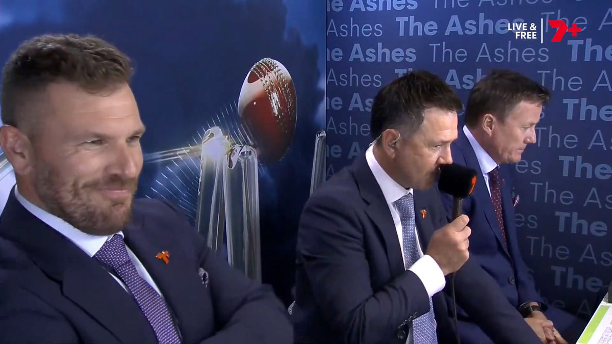 Ricky Ponting gone bonkers in the comm box after Steve Smith fires back at Archer in fiery exchange: 'I like it, I like it. Jofra’s finally come to life, 6 days into the series, when the 2nd Test is gone, he starts chirping. Too late for that, champ.’