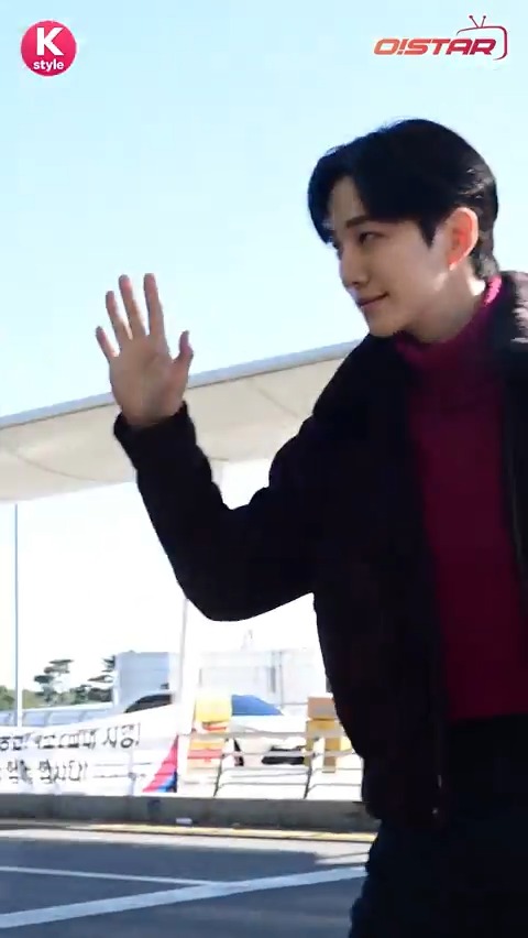2PM ジュノ「Asia Artist Awards 2025」に出演✨ 12/5の空港の様子をお届け📸 ▼フォト記事はこちら #ジュノ #JUNHO #2PM