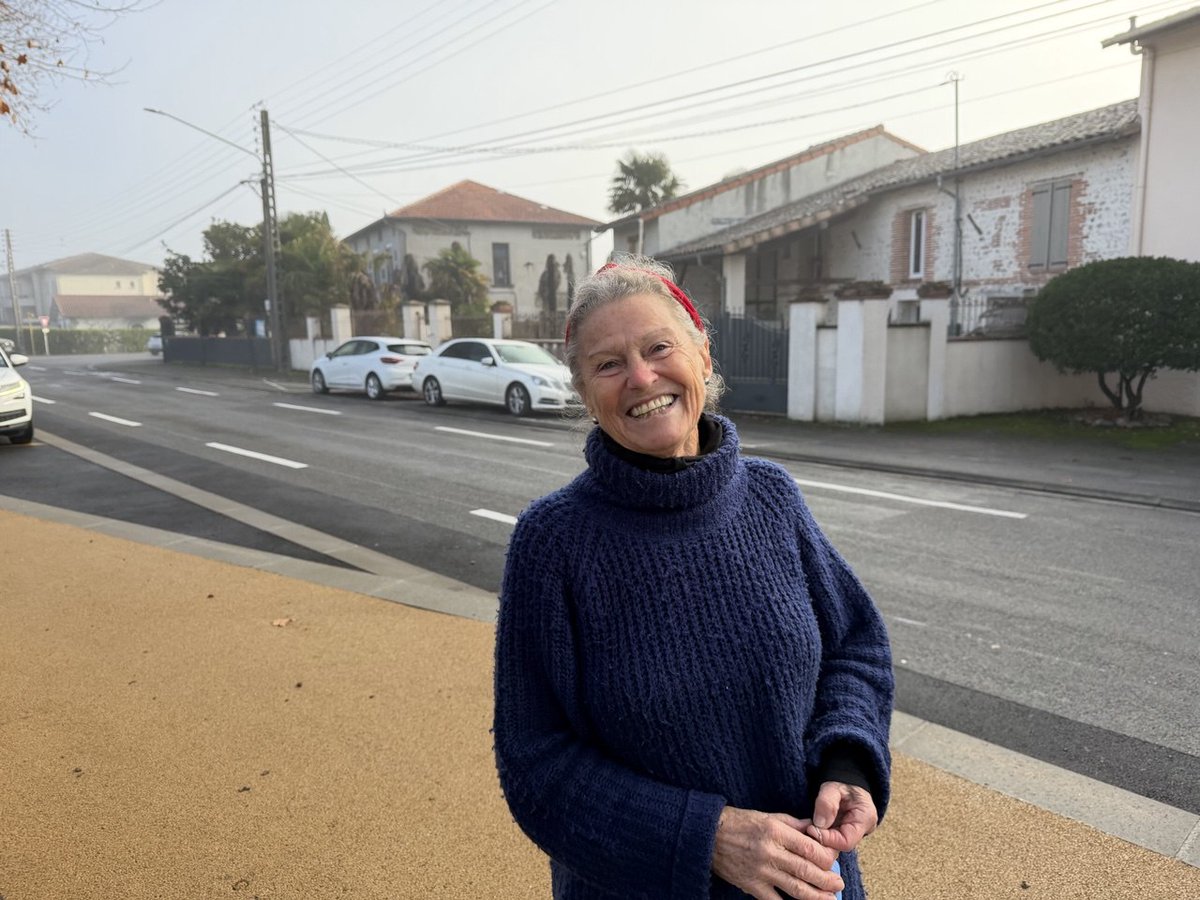 « Les moyens utilisés contre les éleveurs me choquent » nous explique Hélène, habitante de la région où ont eu lieu les mobilisations d’éleveurs. « Ce ne sont pas des voyous mais des travailleurs. Ceux qui prennent les décisions ne connaissent rien au monde des éleveurs. »